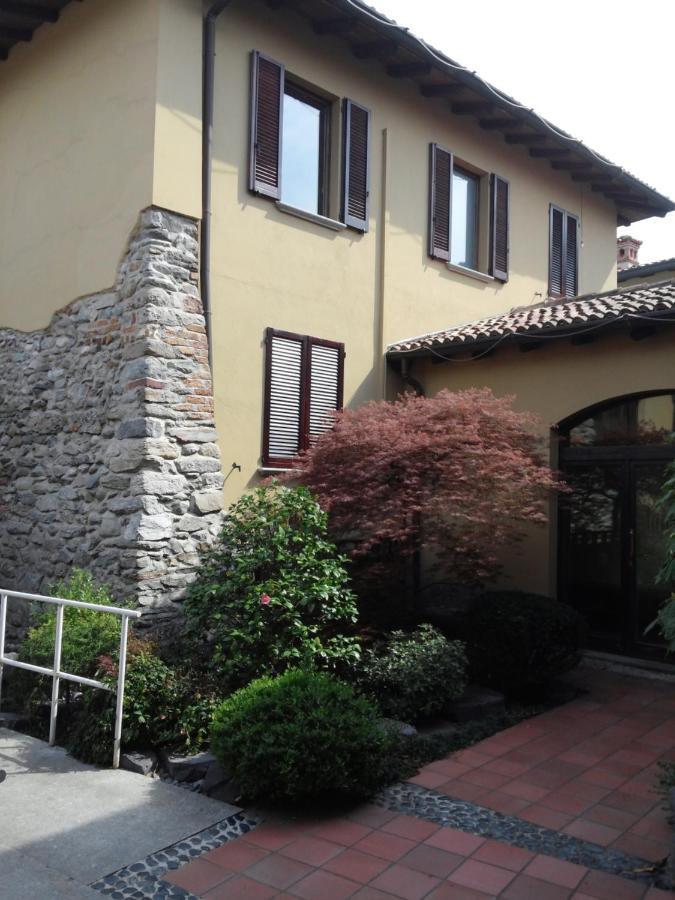La Corte Di Lurago Lurago D'Erba Exterior photo